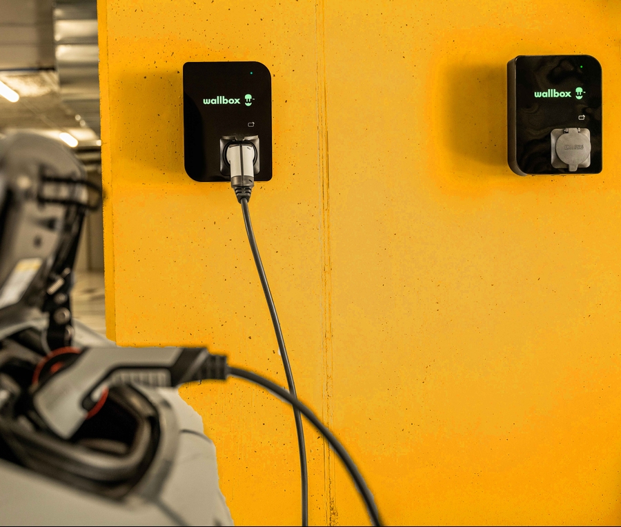 The difference between AC and DC chargers